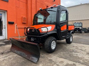 2024 KUBOTA rtv-x1100c, led lights, brand new winch, radio, plow opt