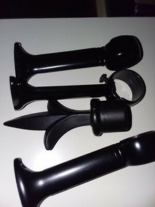 DRAPERY HARDWARE/ACCESSORIES -USED, BLACK COMES WITH WHAT SHOWN IN PHOTOS