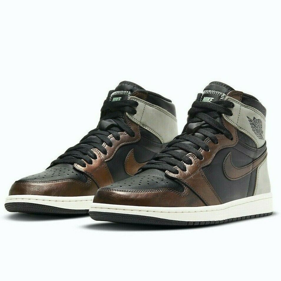 NIKE AIR JORDAN 1 RETRO HIGH OG PATINA price €312.50