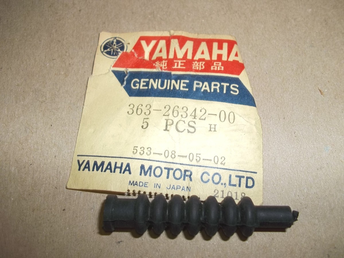 YAMAHA MX250 SC500 YZ125 WIRE CABLE RUBBER BOOT MX 250 363-26342