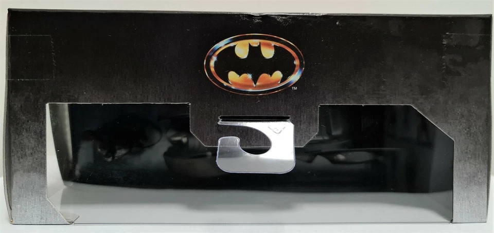 Batmobile & Batman Hollywood Rides Batman 1989 JADA 1:32 Metal Die Cast - Image 2 of 4