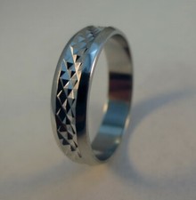 Bague De Mariage Femme En Or Blanc 14KT 5MM Croisé Laser (L4) - Taille 5