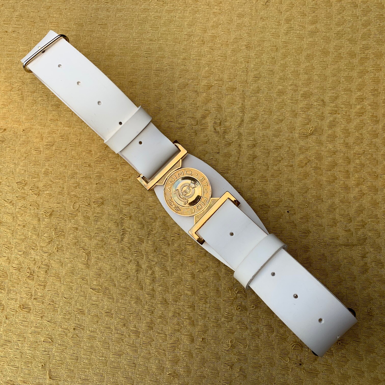 UK BRITISH ARMY SURPLUS WHITE PVC PARADE BELT & TONGUE & LOOP,NO BUCKLE