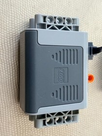 LEGO TECHNIC Power Functions Battery Box 88000 & 8881, Servo Motor 8883 + Wheels