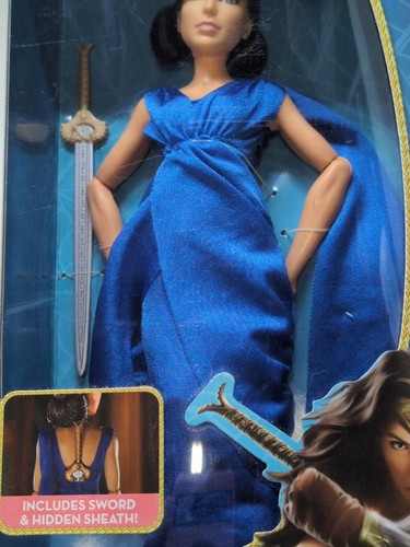 Muñeca Mattel DC Comics Wonder Woman: Diana Prince & Hidden Sword *2016 NUEVA SELLADA - Imagen 3 de 9