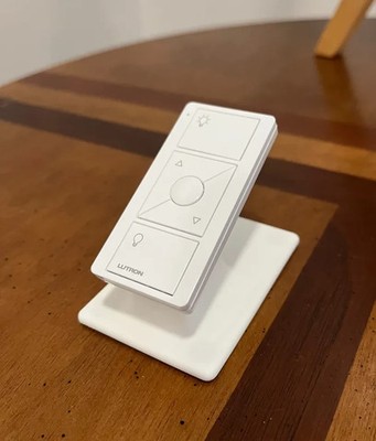 Lutron Pico Remote Standfuß - Schwarz, kompakter Halter - 2er Pack