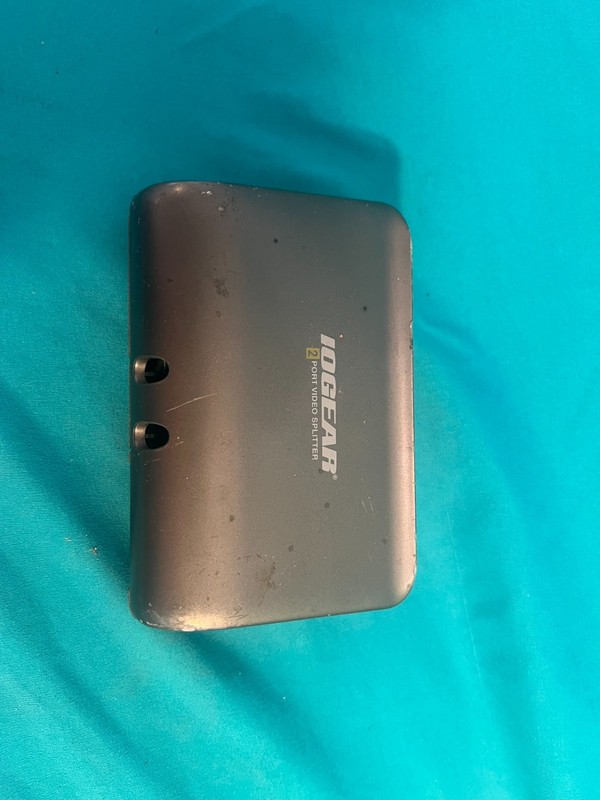 IOGEAR GVS92 2 Port Video Splitter