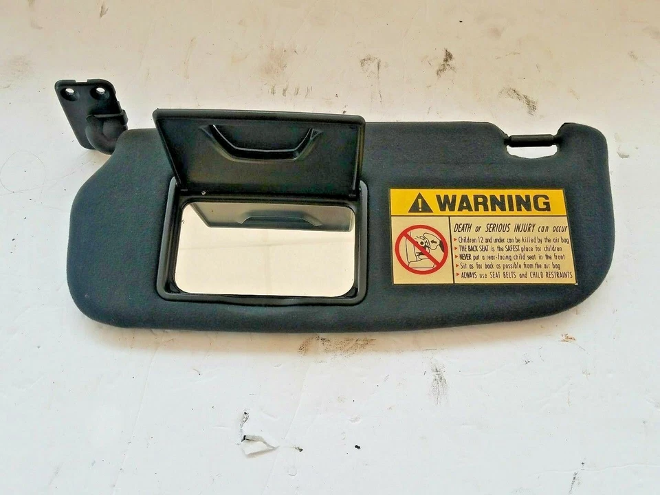 2003-2004 Hyundai Tiburon Front Left Driver Side Sun Visor Black OEM - Image 2 of 3