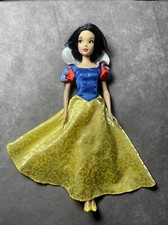 Muñeca Clásica Princesa Blancanieves Original Parques Disney 11.5 pulgadas con Zapatos