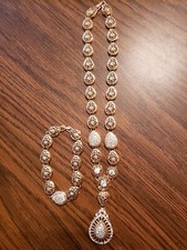 Unbranded Gold Tone Choker Style Necklace Bracelet Set