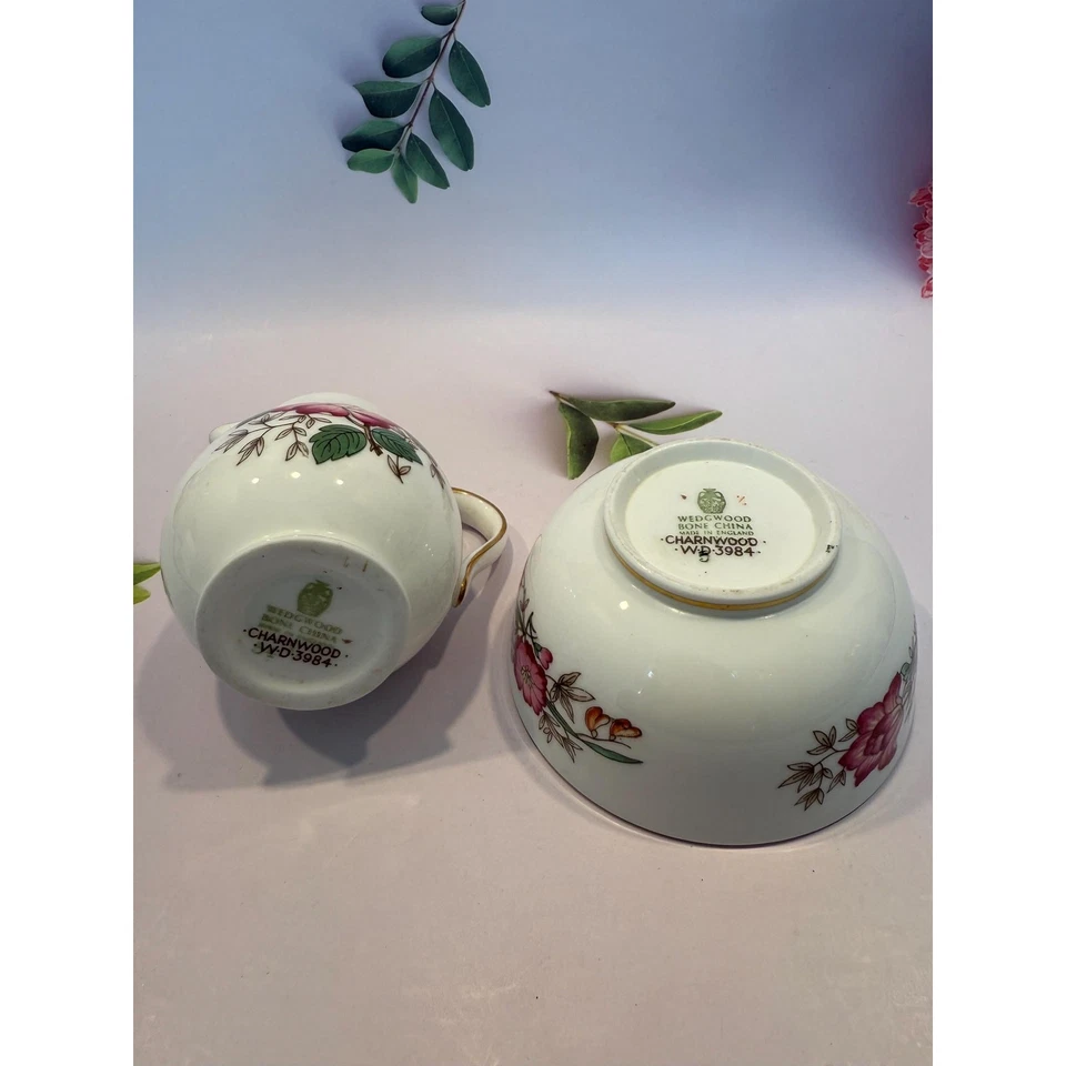 Crema y azucarero de cerámica vintage Wedgwood Charnwood peonía flores borde dorado Foto 4 de 4