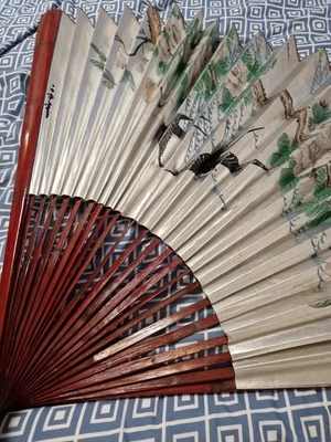 Großer asiatischer Wandfächer Vintage – Handbemalt, Vögel & Blütenmotiv - Bild 1 von 4