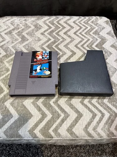 VINTAGE 1985 NINTENDO NES SUPER MARIO BROS / DUCK HUNT VIDEO GAME