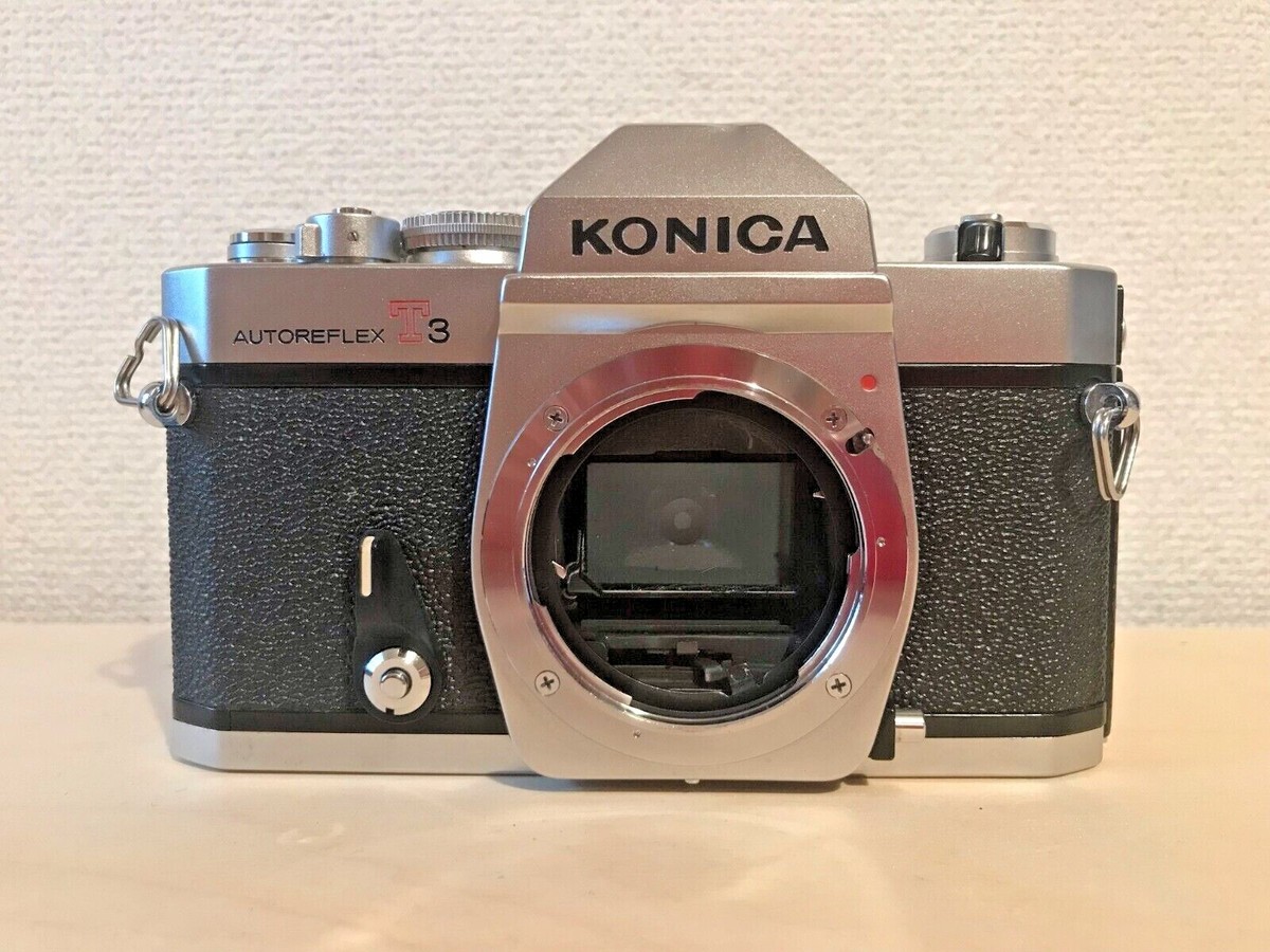 KONICA Autoreflex T3 ボディ Konica AutoReflex T3 Silver 35mm Film Camera With 50mm 1.7