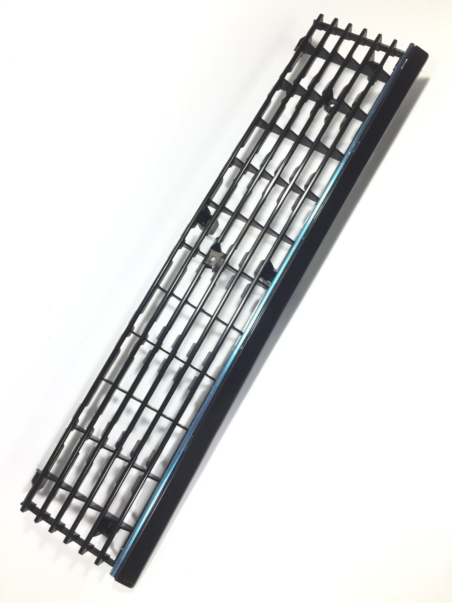 Front Grille TY-07025 For 1982 1983 Toyota Corolla KE70 New | eBay