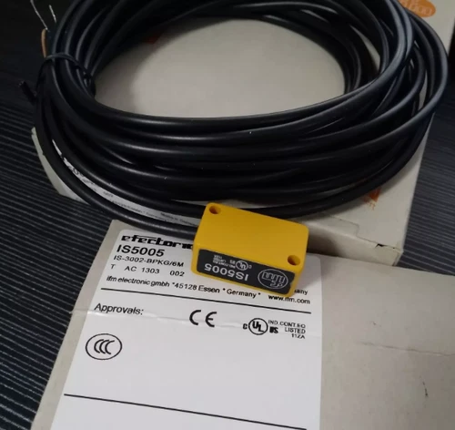 One New IFM IS5005 Proximity Switch Sensor Free Shipping - Picture 1 of 2