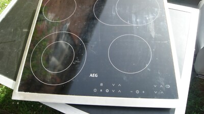 Neuwertiges AEG Induktionskochfeld HK634060XB: Nie in Gebrauch, Top-Zustand!