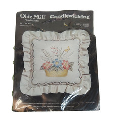 Olde Mill Candlewicking Needlecrafts Pillow Kit 08-62 Flower Basket 14 x 14 New