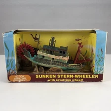 Vintage 1971 Penn Plax Sunken Stern-Wheeler Action Aerating Aquarium Ornament
