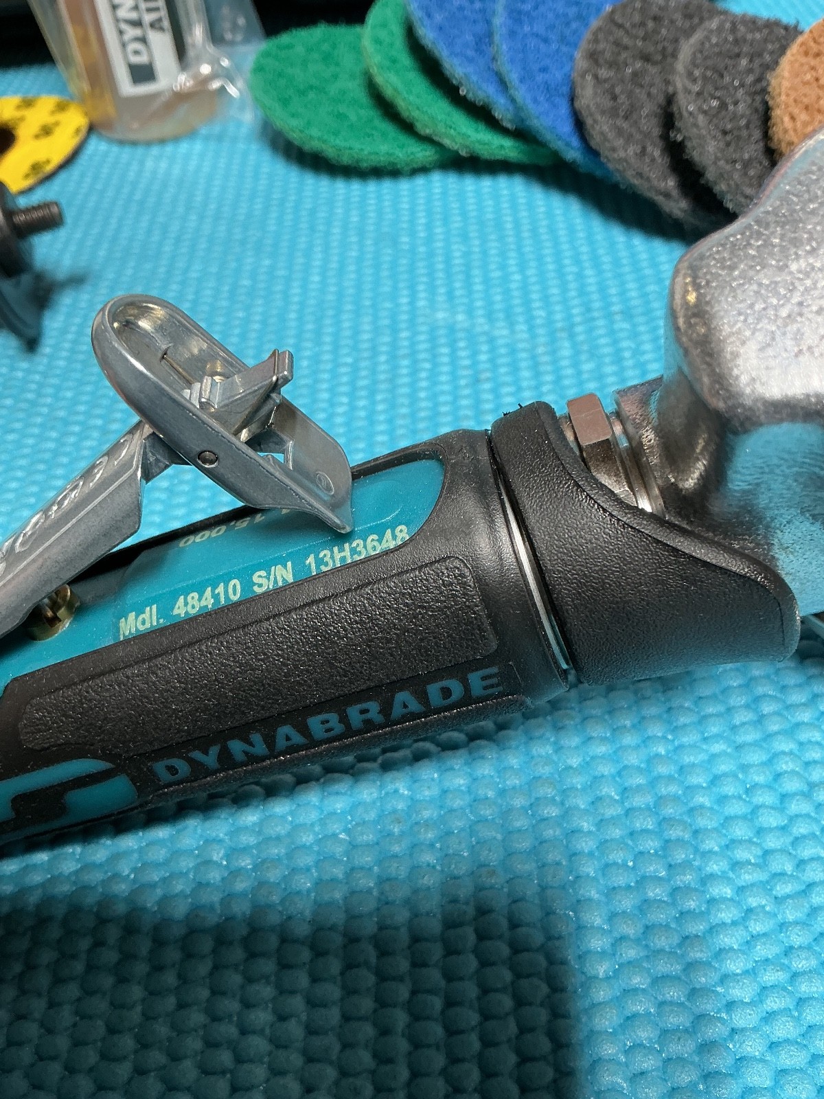 Dynabrade 48420, 3" Dia. Epic Finish Kit. 15000 RPM.