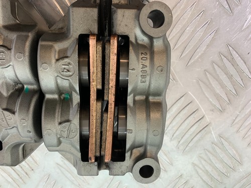 KTM 1290 SUPER DUKE BREMSSÄTTEL VORNE JAHR 2014-2016 (CMB1006) - Bild 7 von 9