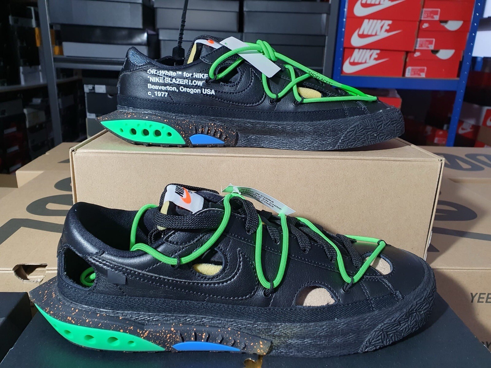 OFF WHITE X NIKE Nike Blazer Low 77 x OFF WHITE nero verde elettrico UK 10 US 11 EUR 45 DH7863 001