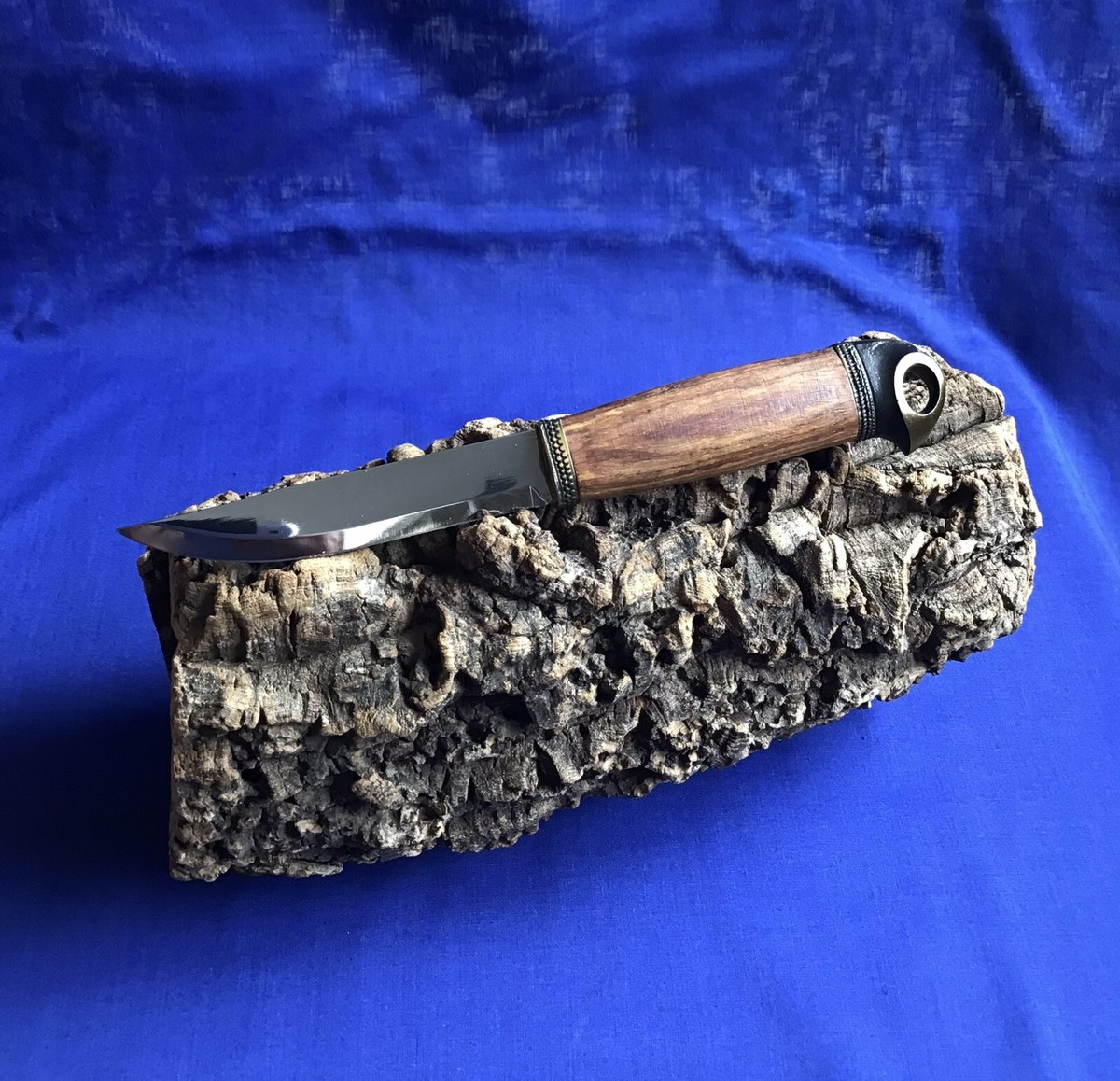 MARTTINI BRONZE BIRD EAGLE KNIFE NO. 555 CURLY BIRCH HANDLES MARTTINI BRONZE BIRD EAGLE KNIFE NO. 555 CURLY BIRCH HANDLES