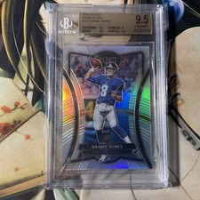 2019 PANINI SELECT  FOOTBALL RC  REFRACTOR DANIEL JONES BGS 9.5
