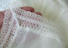 BEAUTIFUL  SLINKY  SLIPPERY SOFT  WHITE  LACY  Vintage BRIDAL WEDDING HANKY