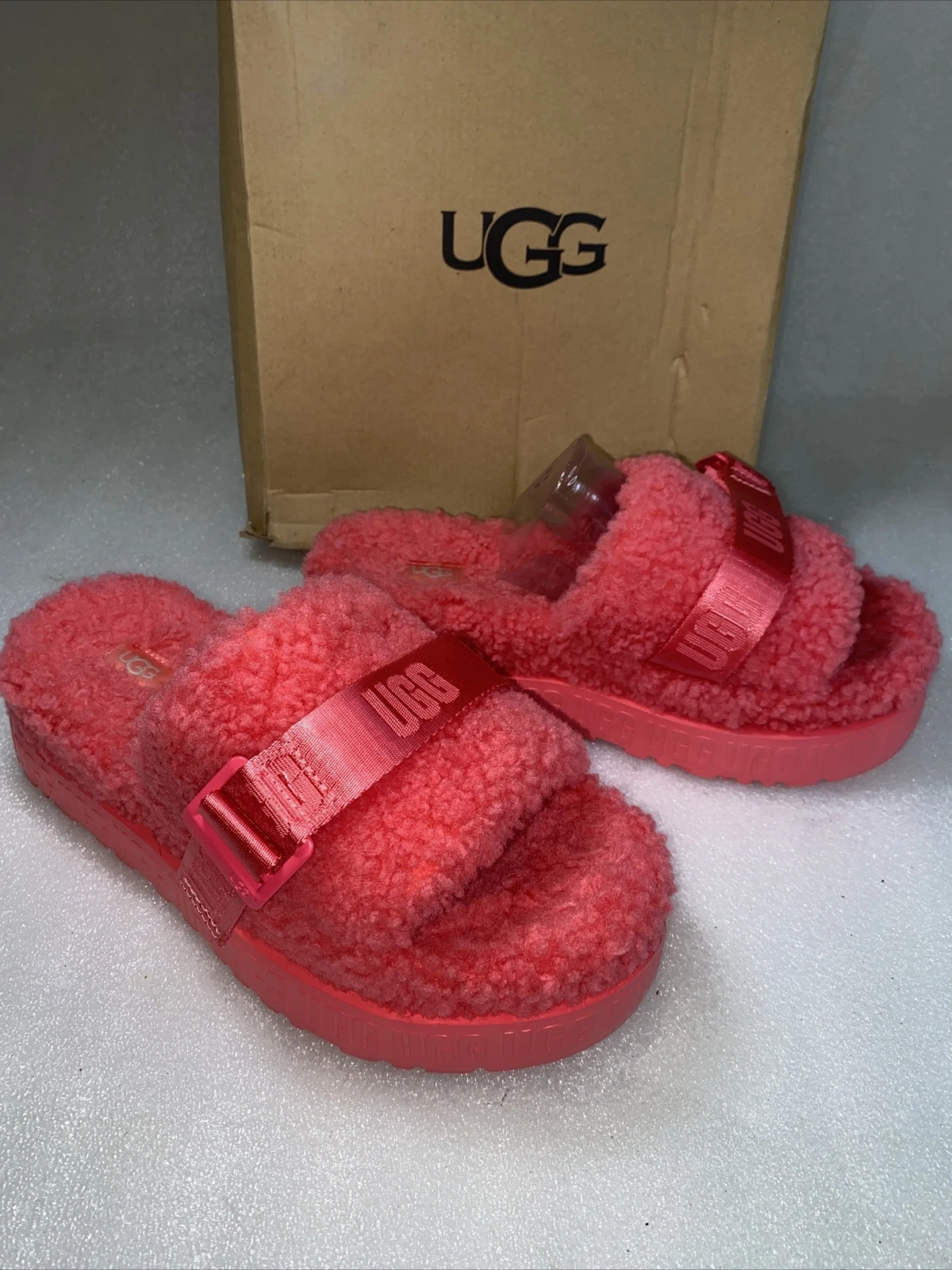 SANDALO PLATEAU SORBETTO FRAGOLA UGG FLUFFITA SLIDE US 9 UK 7