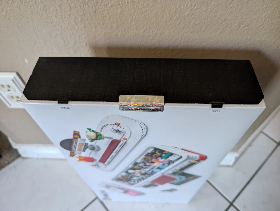 LEGO BrickLink 1950s Diner (910011) 🔥NEW & FACTORY SEALED🔥 - Image 4 of 4