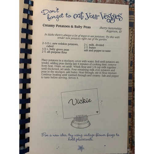 Vintage Cookbook Lot Gooseberry Patch + Alcoa Retro Party Recipes Cozy Americana - Picture 3 of 13
