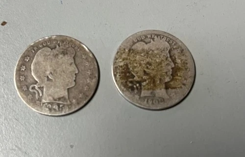 Lot of (2) Silver Barber Quarters 1895-1908-D