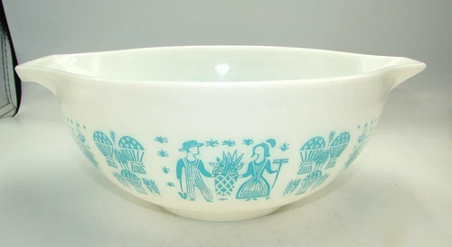 Pyrex Turquoise Butterprint 443 Cinderella Mixing Bowl