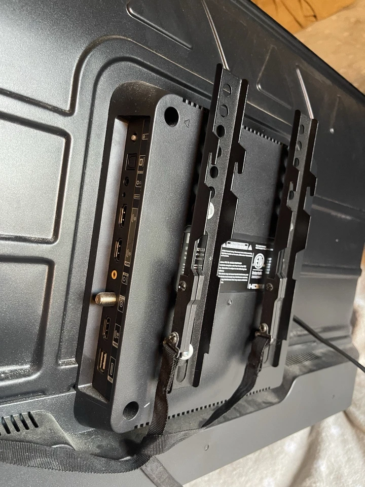 TLC 32” Class 720p HD LED Roku Smart TV 3 Series 32S331 - Image 2 of 2