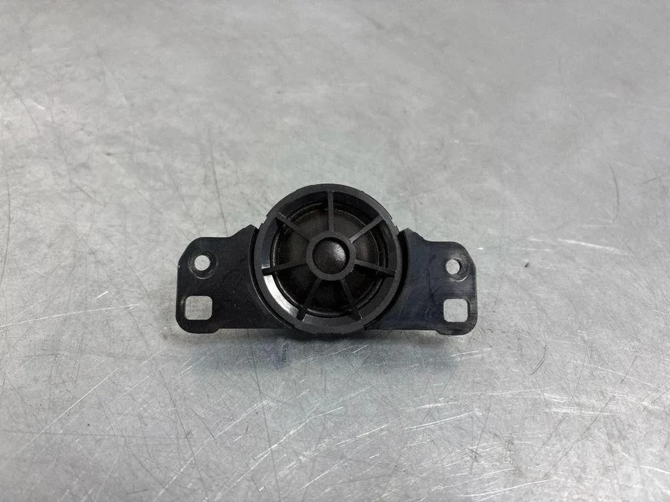 AUDI A6 Avant 4G5, C7, 4GD Haut-parleur de Son du Tableau de Bord 37628549 - Photo 1/4