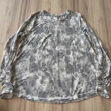 LOGO by Lori Goldstein Ruched Sleeve Printed Woman Top - Neutral Size L