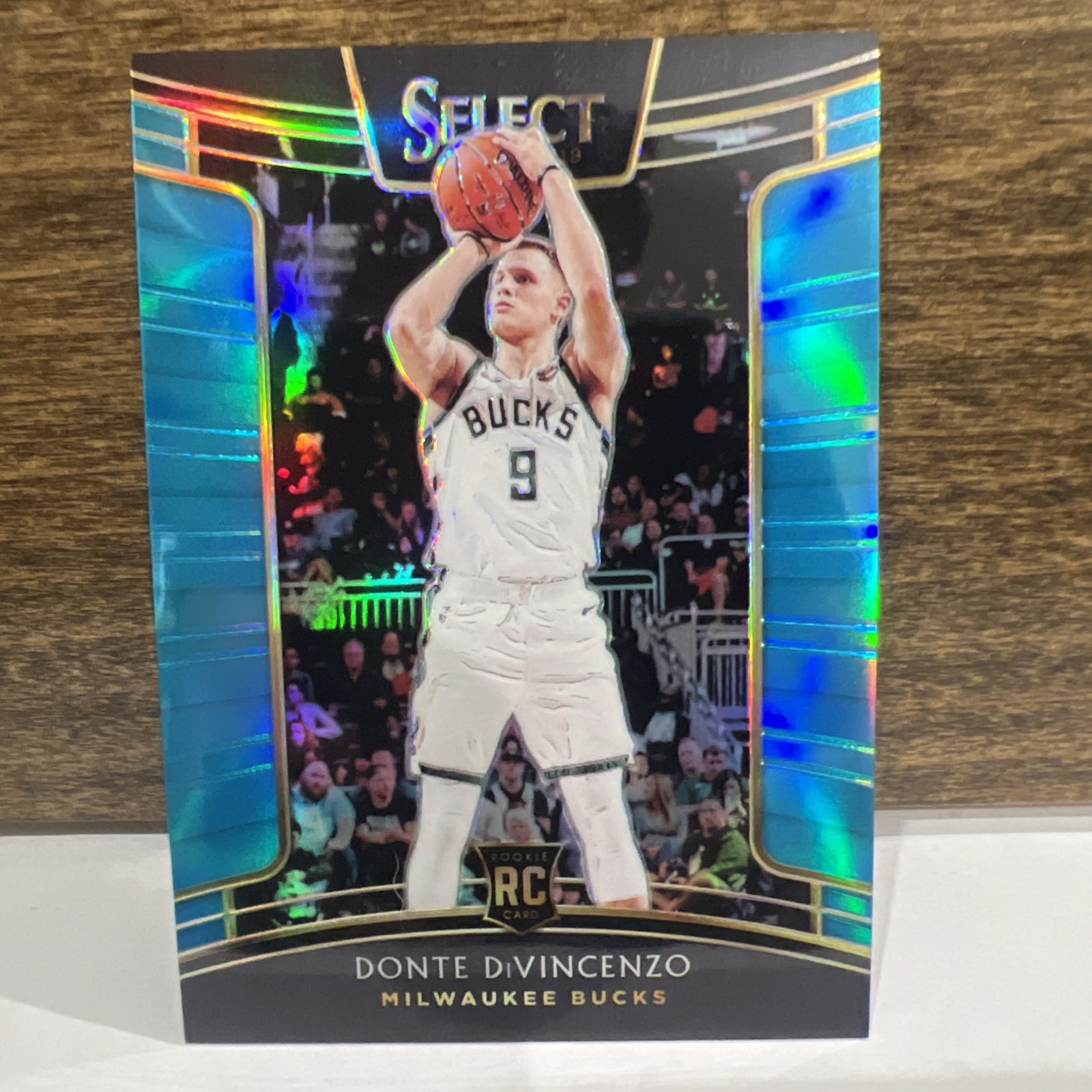 Donte DiVincenzo 2018-19 Panini Select #67 Light Blue Prizm #’d /299 Bucks Rc