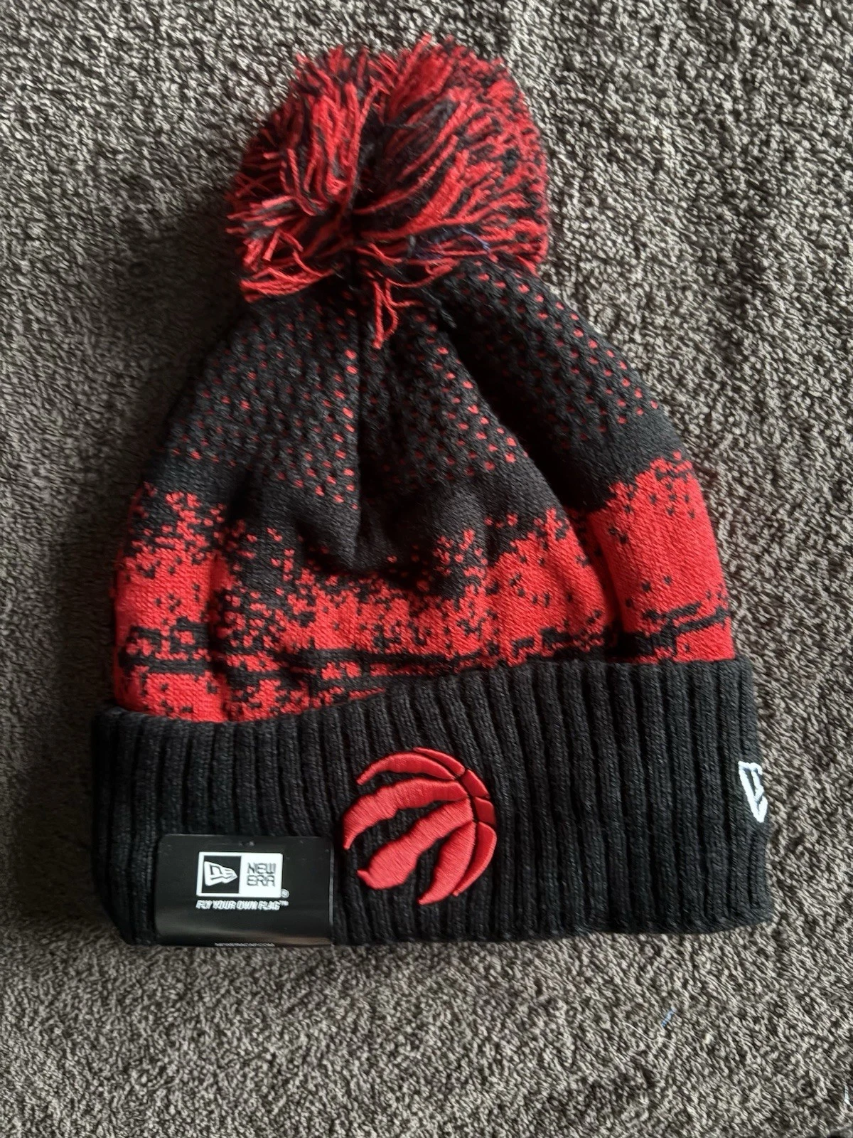 Toronto Raptors NBA Bobble Beanie Multicoloured & Team Logo & With Tags on