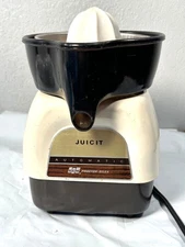 Proctor-Silex Juicit Automatic Juicer J101W Made In USA Tested Works VINTAGE