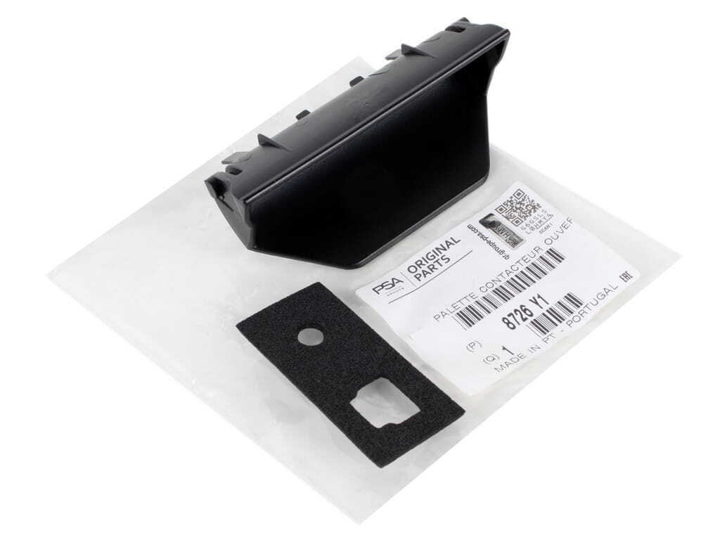 New Trunk Tailgate Handle For Citroen Berlingo & Peugeot Partner - OEM 8726.Y1, Part #DX12766, 2-Year Warranty