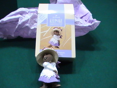 NEW 1993 Hallmark Springtime Bonnets Easter Bunny Keepsake Ornament #1 Series 