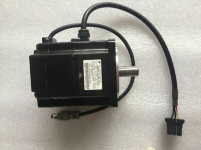 1PCS used SGMPH-02AAA-TE51 Yaskawa servo motor