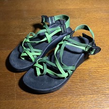 Chaco Women  s size 9 Green Strap Hiking Outdoor Sport Sandals