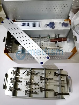 2.7mm Orthopedic Surgery Implant Kit Variable Angle Distal Plates and Screws