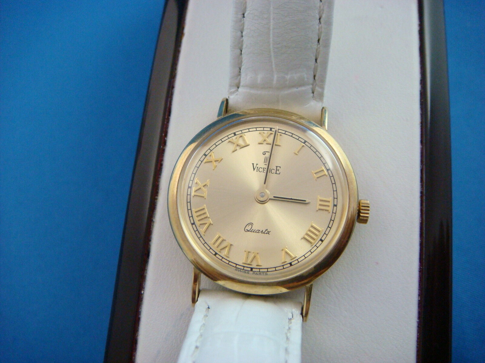 VICENCE 14K YELLOW GOLD ROUND WATCH WITH WHITE LEATHER BAND MADE IN ITALY