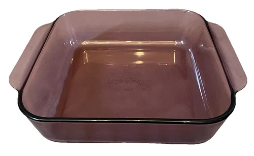 Cranberry PYREX Square 2 Quart 8x8x2” Brownie Dish Vintage 1990’s
