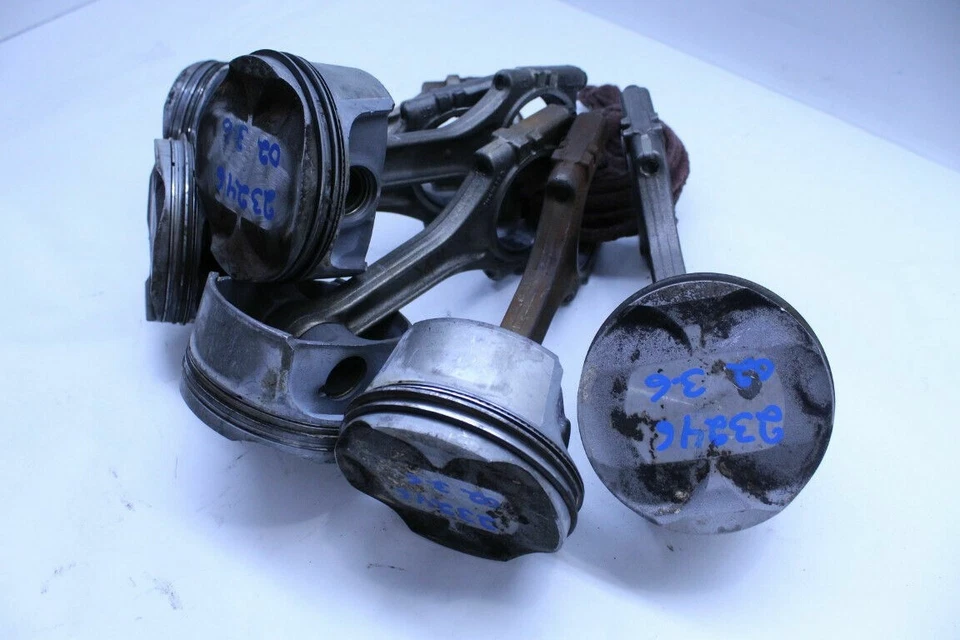 2002-2004 Porsche 911 996 3.6 Piston Set & Connecting Rods 99610305219 OEM Used Foto 4 de 4