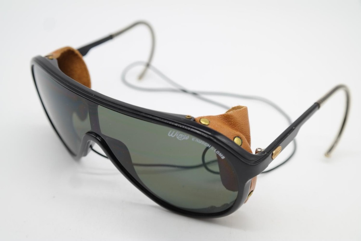Vintage Sunglasses Wings BAUSCH + LOMB Black Gold Oval Sunglasses