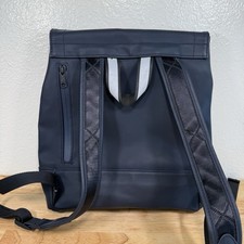 Hunter Backpacks Limited Edition Handbags for Women for sale  display picture 2